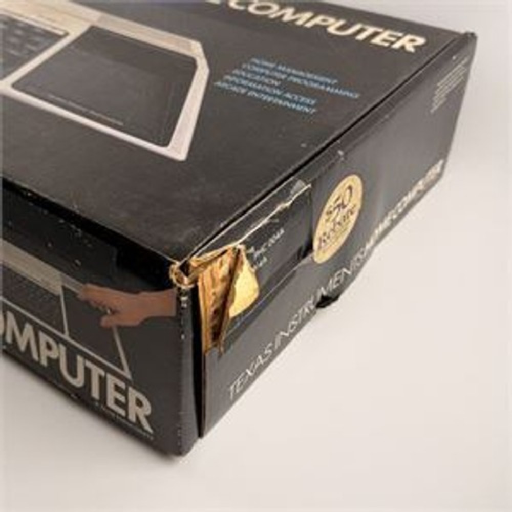 Texas Instruments TI-99/4A Home Computer Vintage 16-Bit System Original Box - Picture 4 of 16